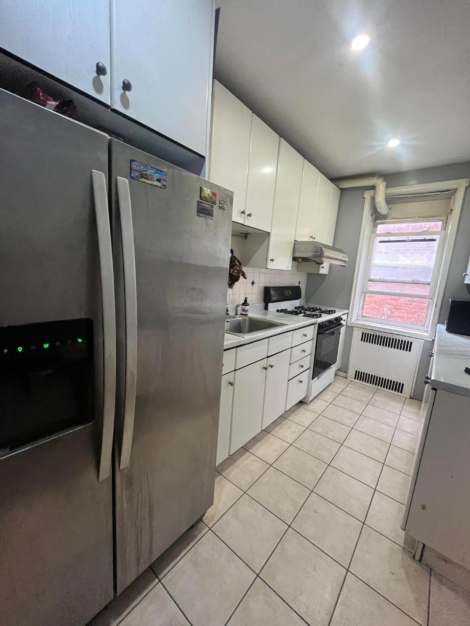 Appartement 2 Large Bedrooms In Rego Park
