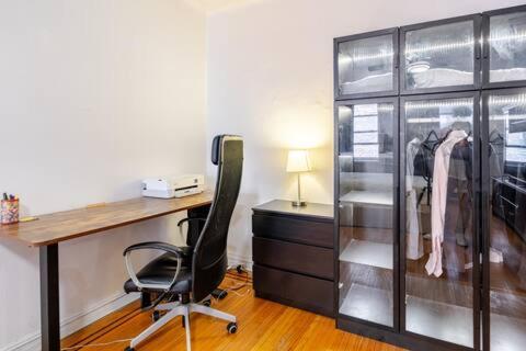 Appartement 2 Large Bedrooms In Rego Park